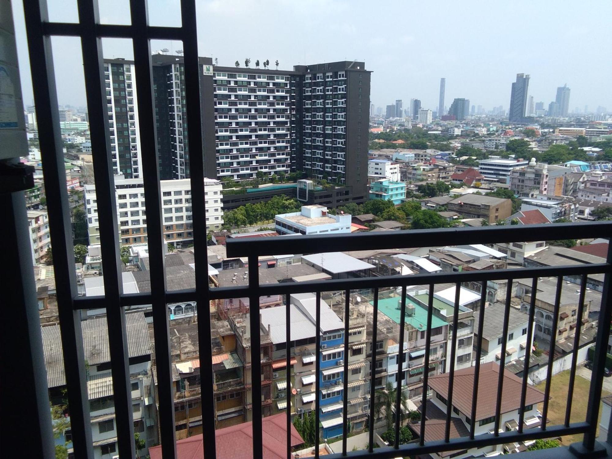Ideo Thaphra Interchange Apartment